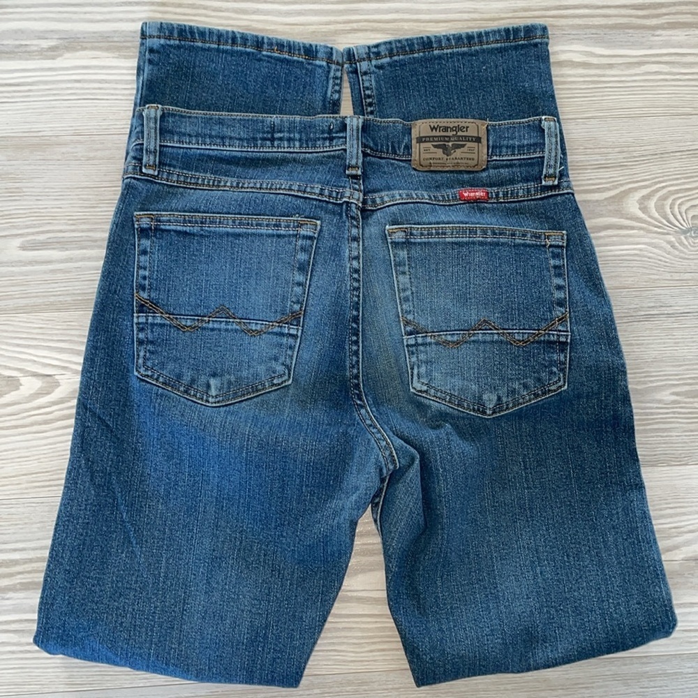 ⭐ Wrangler Men’s WJS Straight Fit Jeans – 30W x 30L – Dark Wash – Like New ⭐ - Picture 5 of 8